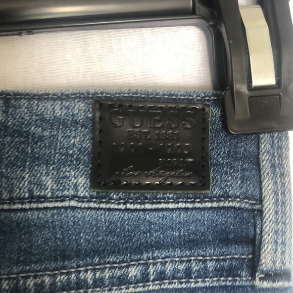 Guess jeans starlet boot cut in size US 26 in very good condition - Picture 5 of 7